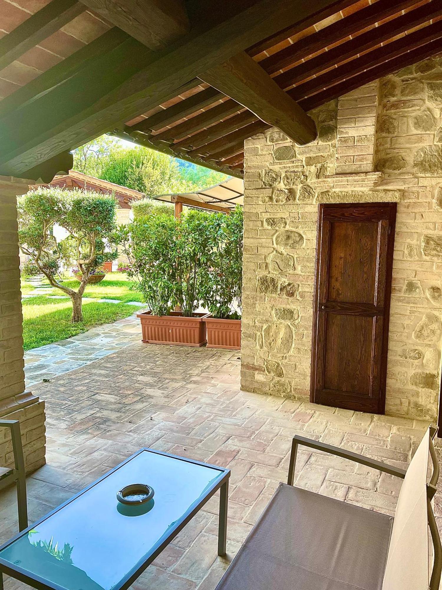 Il Cortile Delle Rose Holiday House Perugia Bagian luar foto