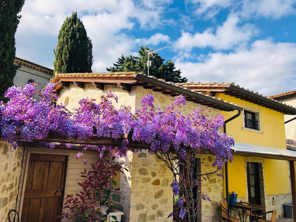 Il Cortile Delle Rose Holiday House Perugia Bagian luar foto